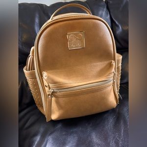 Chelsea and Cole Itzy Ritzy and accessories